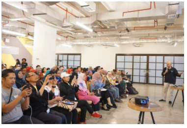 Foto sesi pemaparan dari Gapura Digital