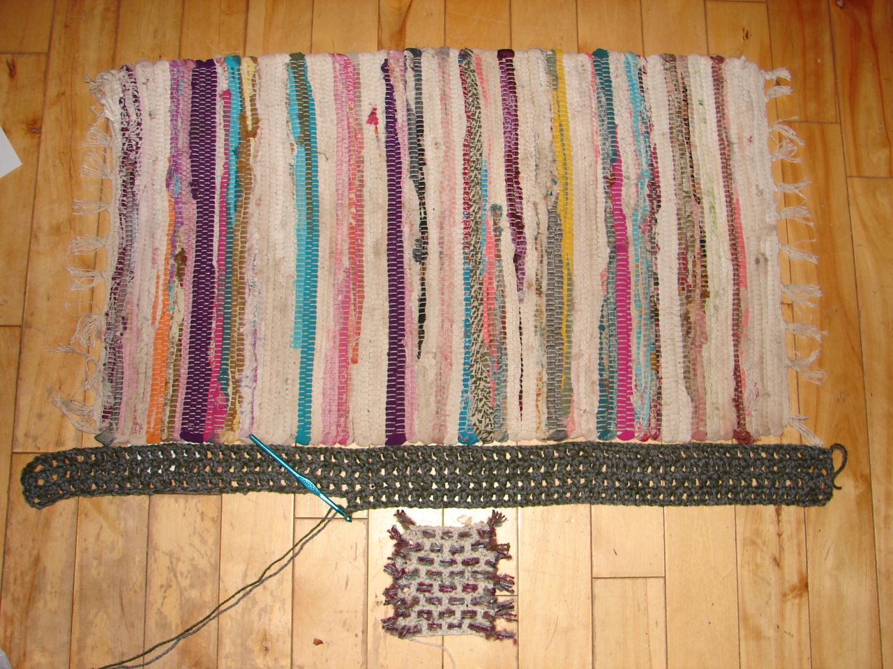 Amy's Passions: Woven crochet rug - sample complete