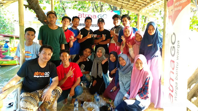 AtmaGo dan Tripod Keliling Adakan Workshop Literasi Digital di Sungai Rindu AtmaGo dan Tripod Keliling Adakan Workshop Literasi Digital di Sungai Rindu