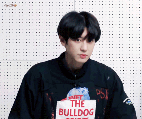 Hình xăm của các nghệ sĩ Kpop từ Jimin của BTS đến Chanyeol của EXO