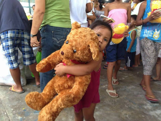 1000 Bear Hugs for Marawi Children