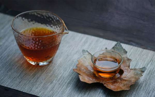 5 Facts about Essiac Tea, a Drink Consisting of Four Herbal Ingredients