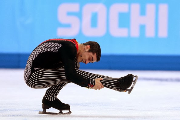 Javier Fernandez (ESP) udfører sit korte program ved Vinter OL 2014