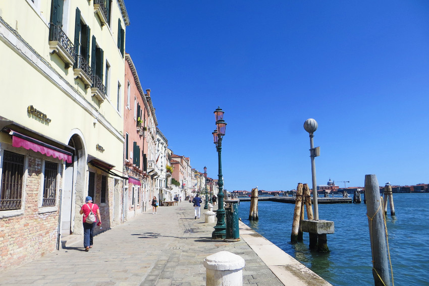 Fondamenta delle Zattere a Venezia: passeggiata e posti da visitare - Montagna di Viaggi