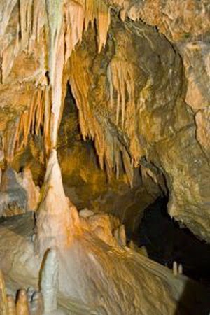 stalaktit dan stalagmit