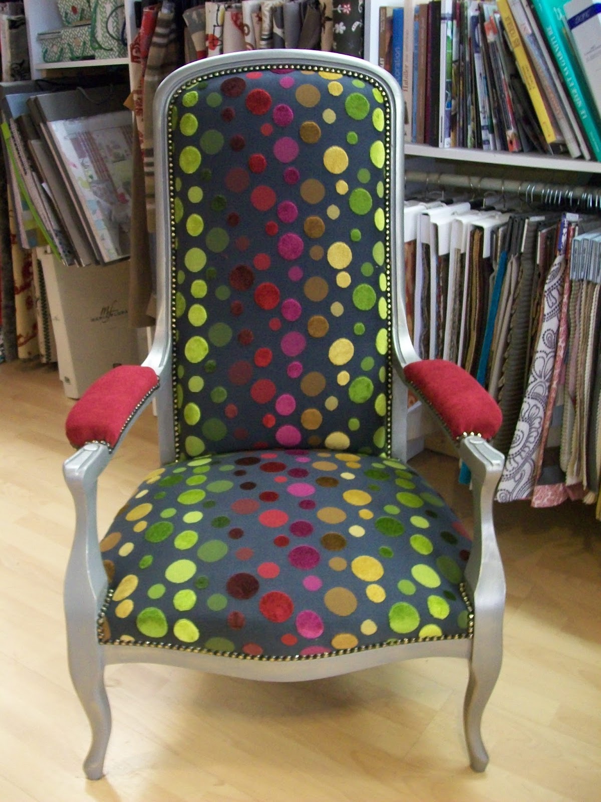 Relooker Un Voltaire Moderne _ 9 IDÉES de styles pour relooker vos ...