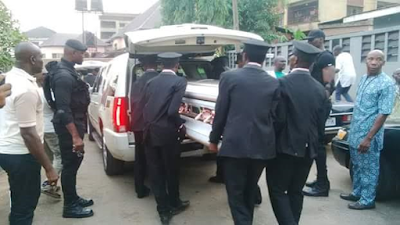 2c Photos:Tears as popular Lagos business mogul and wife who died in accident are laid to rest in Anambra State
