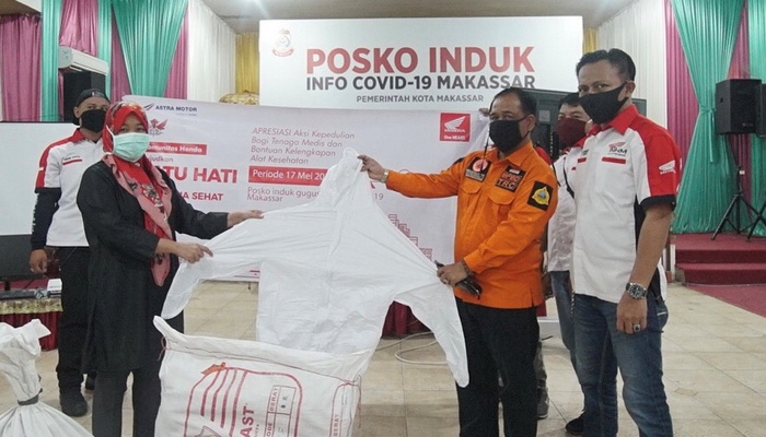 Bikers Honda Salurkan 26 Ribu APD Bagi Tenaga Medis di 23 Kota