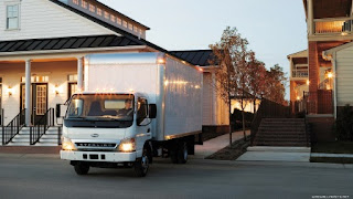 xe tải chở hàng tphcm