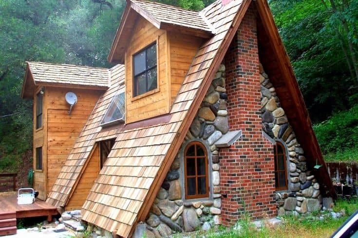 Cabañas con techos triangulares