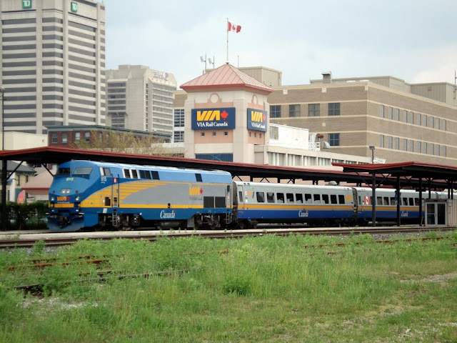 Como ir de Toronto a Ottawa de trem Como ir de Toronto a Ottawa de trem