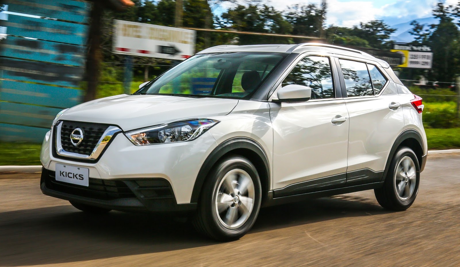 Faw besturn x80 белый код краски. офс кроссовер. Nissan qashqai 2007-2010. ниссан паркетник модельный ряд. кроссоверы ростов на дону.