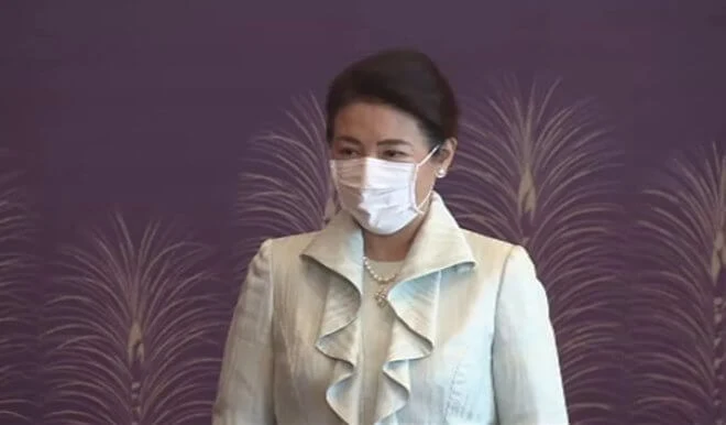 Empress Masako, Crown Prince Akishino, Crown Princess Kiko, Princess Mako and Princess Kako