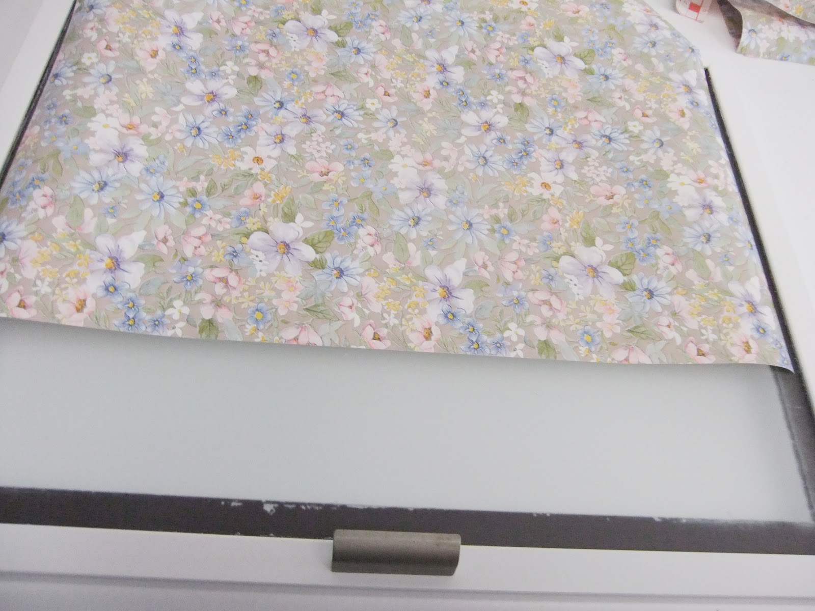 Pladur y pintura. Decoración y restauración.: Cómo colocar un vinilo en