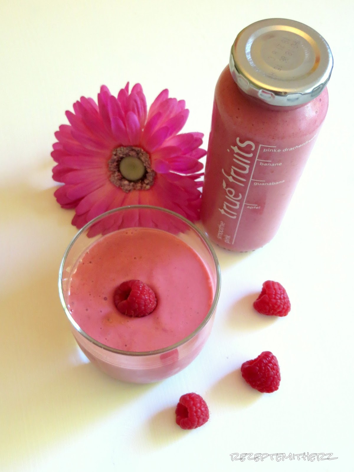 Rezepte mit Herz: Pink Smoothie - Himbeer Smoothie mit Kokosmilch und ...