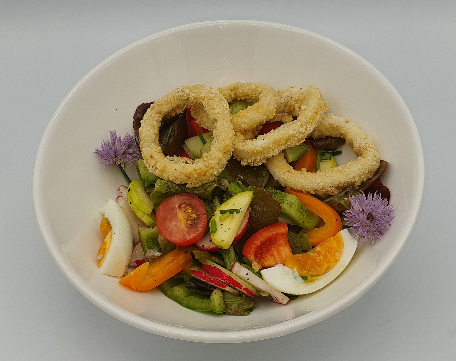 Wessels low carb Welt: Gebackene Tintenfischringe auf Salat