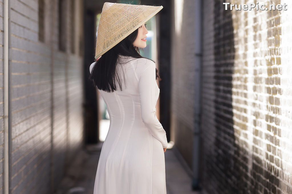 Image The Beauty of Vietnamese Girls with Traditional Dress (Ao Dai) #2 - TruePic.net - Picture-57