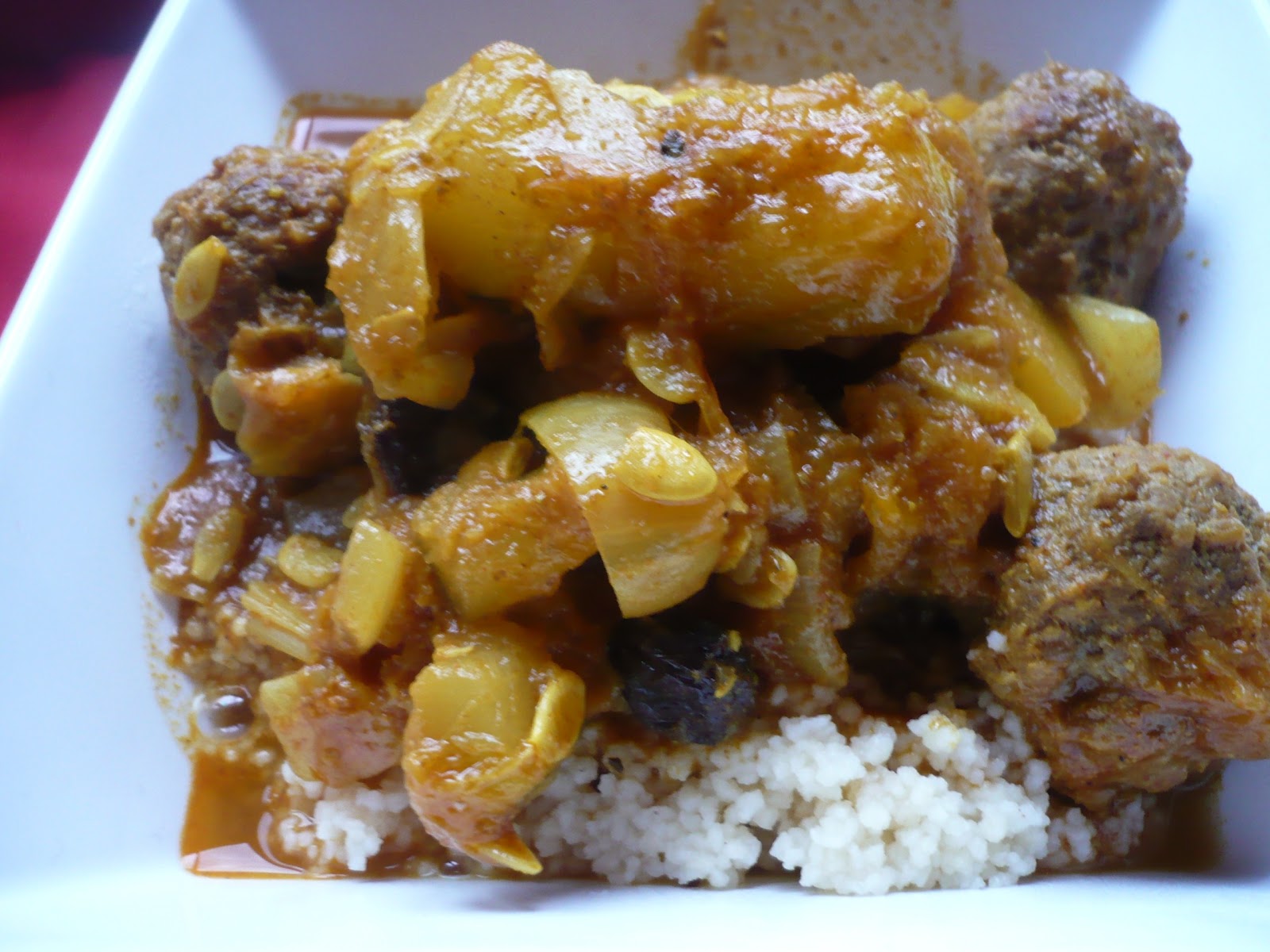 Celle qui cuisinait ou le plaisir de cuisiner Tajine de boulettes