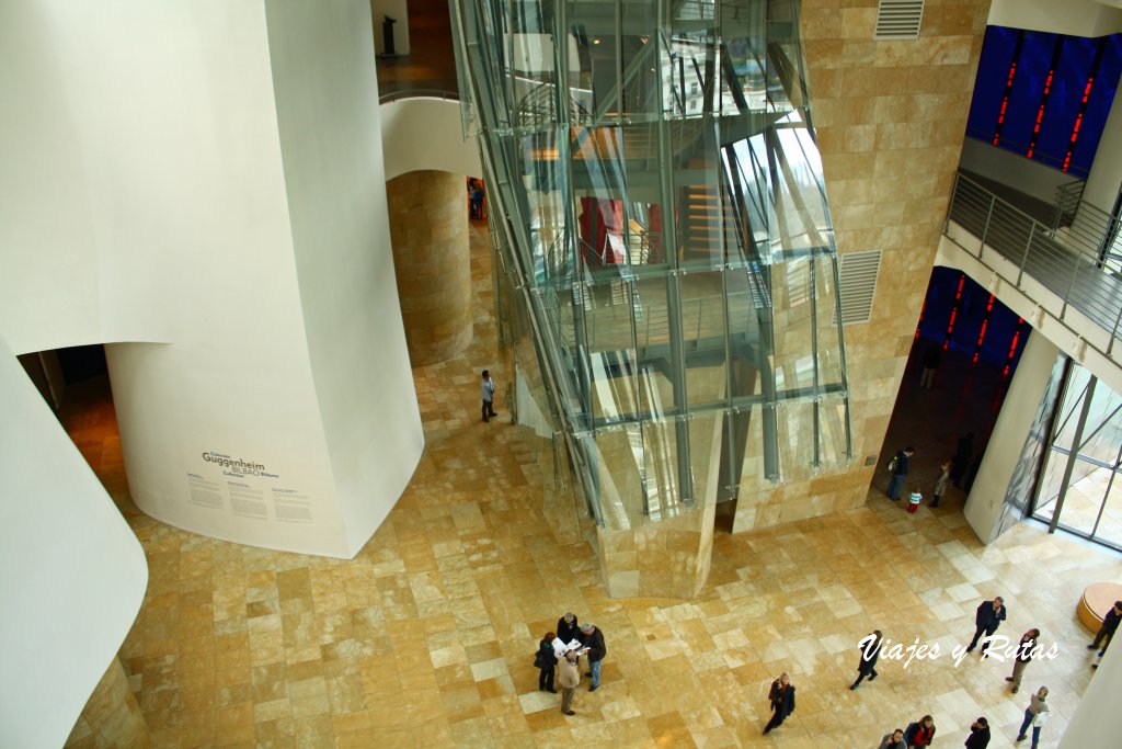 Interior del Guggenheim de Bilbao