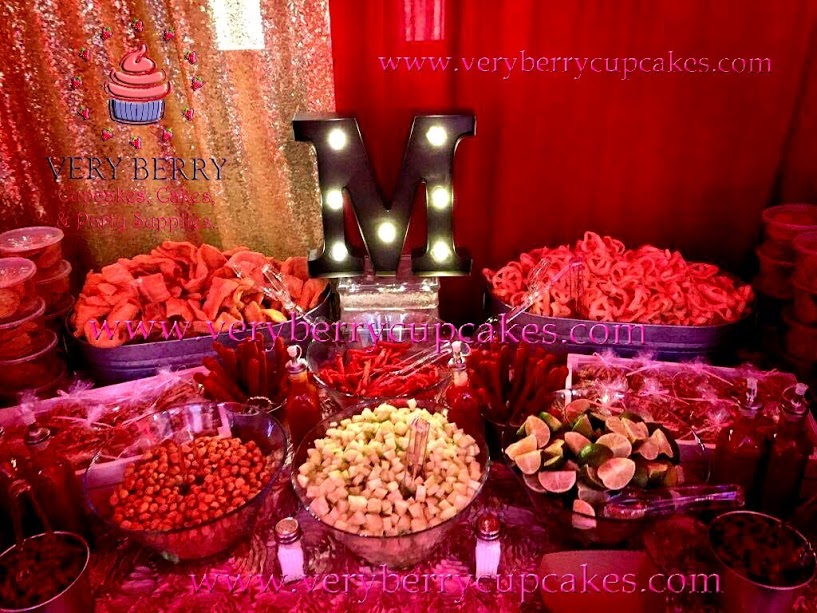 Veryberry Cupcakes QUINCEAÑERA SNACK TABLE