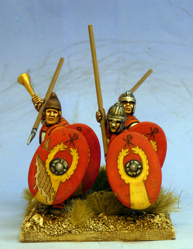 Unarmoured Early Byzantine Skutatoi Close Ups of the Individual Bases UNARMOURED%2BRED%2BCLOSE%2BUPS%2B3A