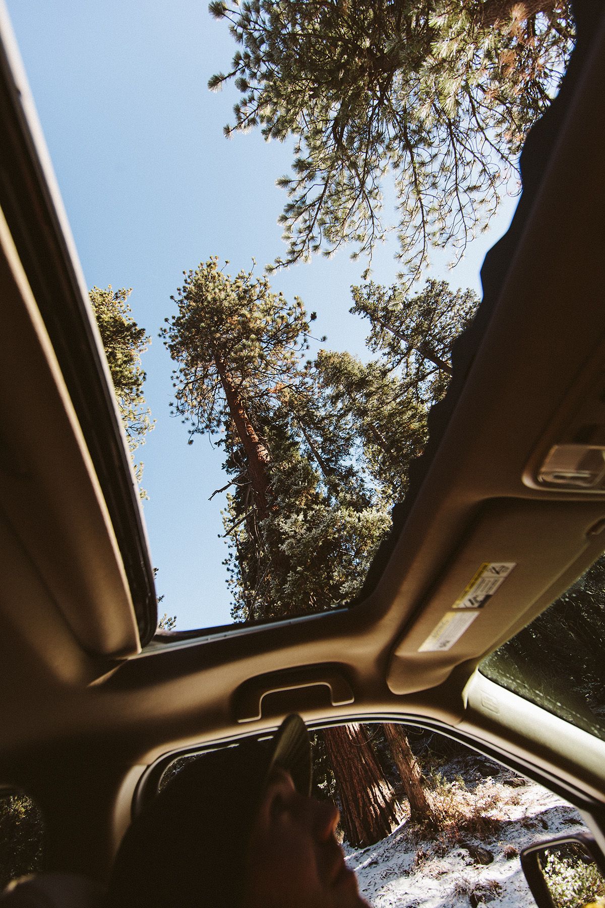 The Pros and Cons Of Having a Sunroof..