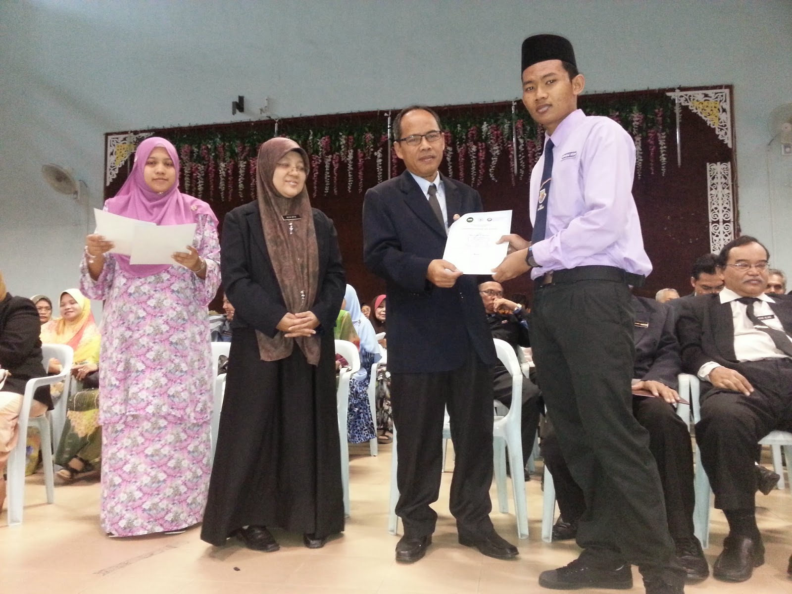BLOG BIDANG SAINS DAN MATEMATIK Kuiz Kimia Peringkat Kebangsaan