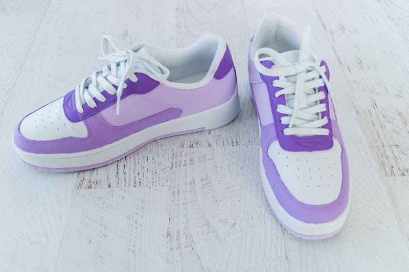 Spray Paint Shoes: How to do it right, and what it looks like.