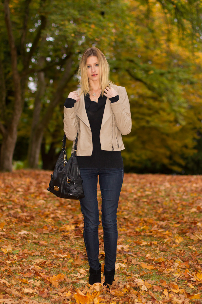 Vancouver Fashion Blogger, Alison Hutchisnon, wearing Urban Outfitters tan pleather jacket, Guess by Marciano Black cowl neck sweater, Paige Premium Denim dark wash jeans, Urban Outfitters black suede booties, Michael Kors bag, Tiffany and Pyrrha necklaces. Photos taken in Stanley Park