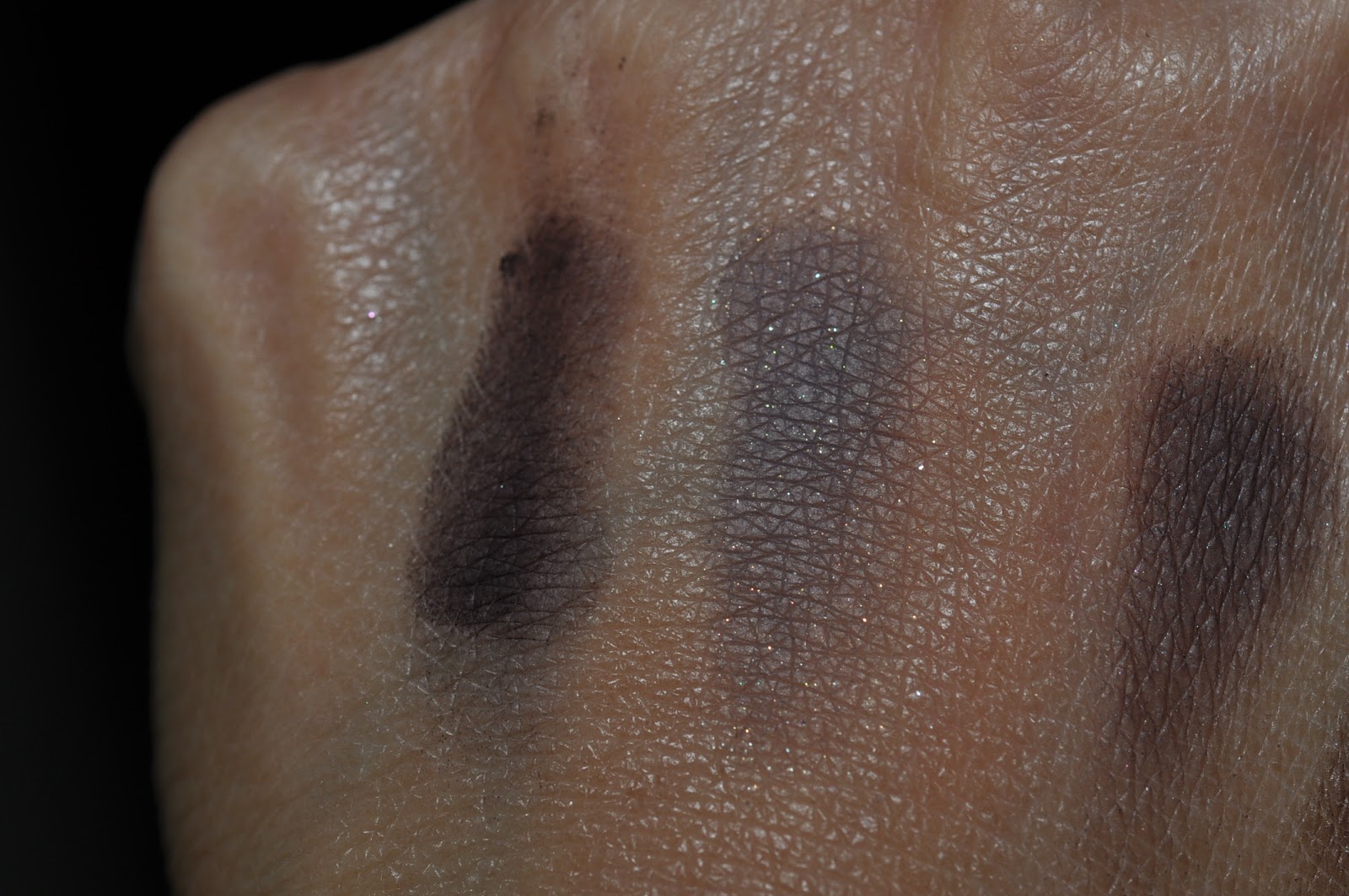 Simply Vera Wang Accent on Eyes Neutral and Smokey Plum Kits Swatches