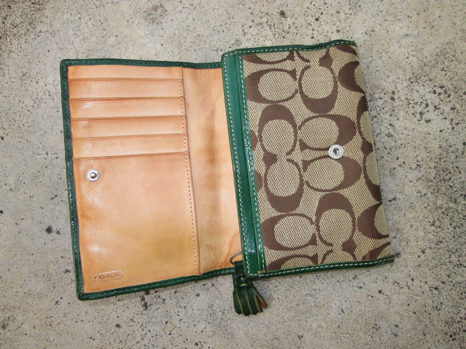 d0rayakEEbaG Authentic Coach Signature Wallet(SOLD)