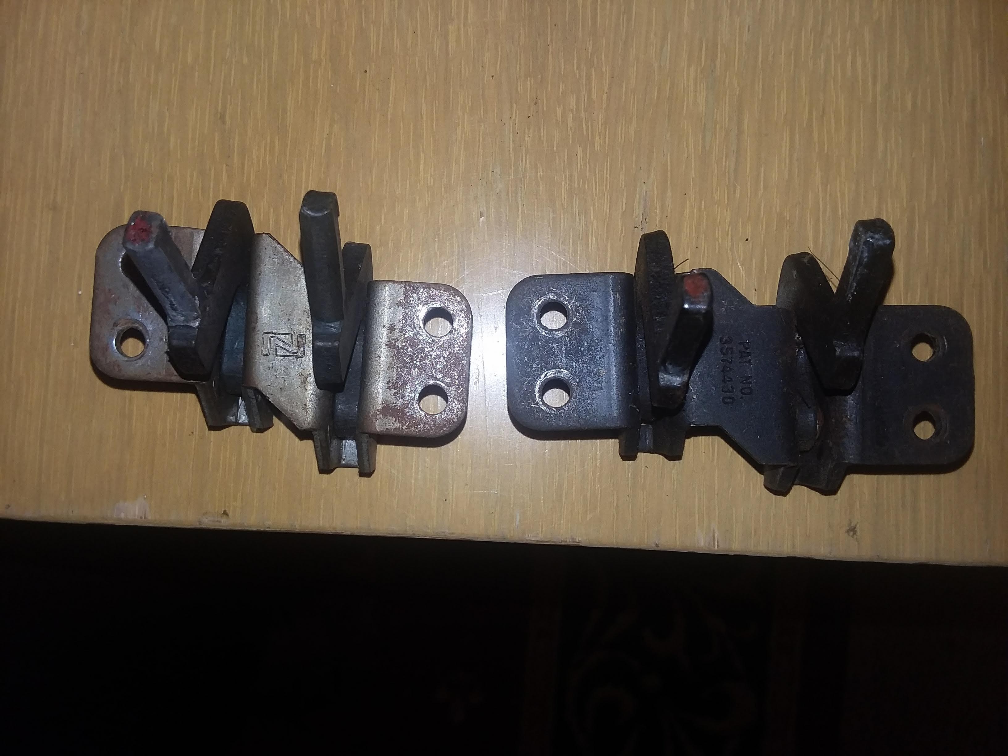 Dual Universal Sewing Machine Hingepins Compound Hinge for Sewing Machines!