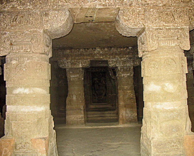 inside the Aurangabad caves