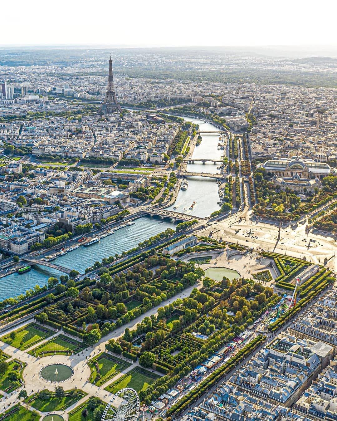 View Kota PAris dari Montparnasse Tower