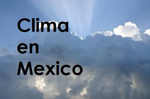 Cuelo con Nubes en un Dia Soleado con Texto de Clima en Mexico