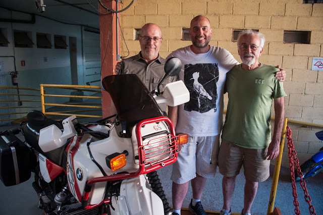 Que honra! receber "em casa" caras como Roberto Agresti e Josias Silveira! Moto BMW com amigos em casa