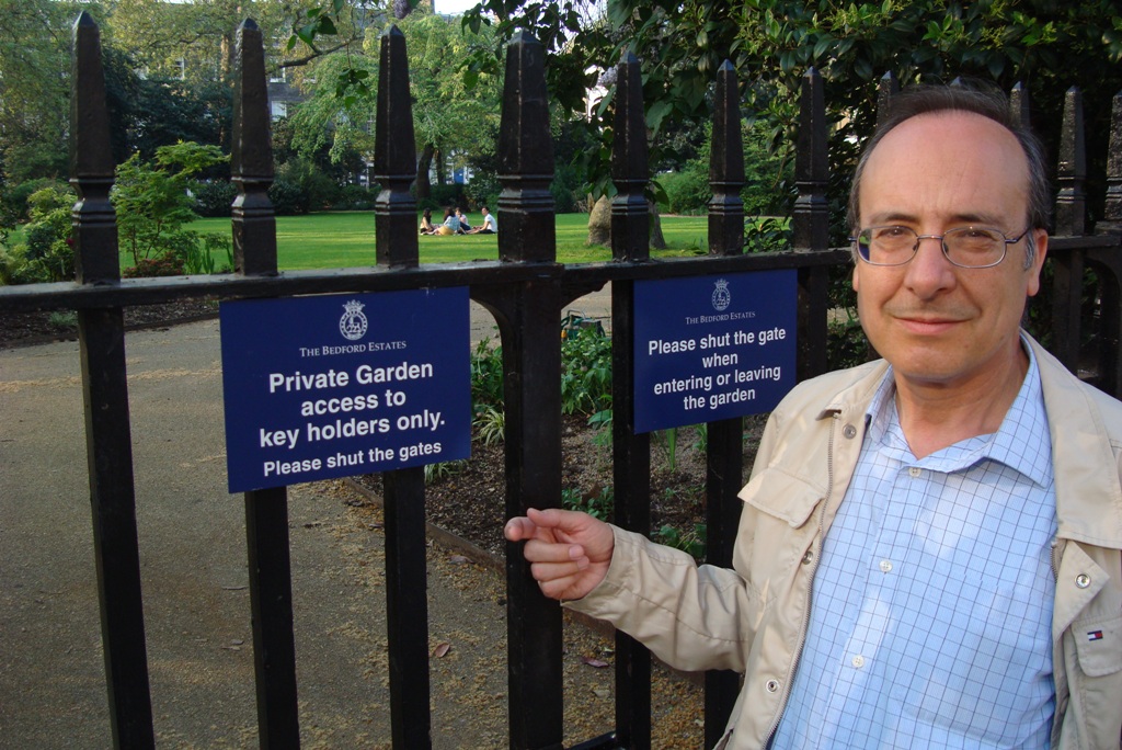 Café Arcadia Al otro lado Honra sin barcos