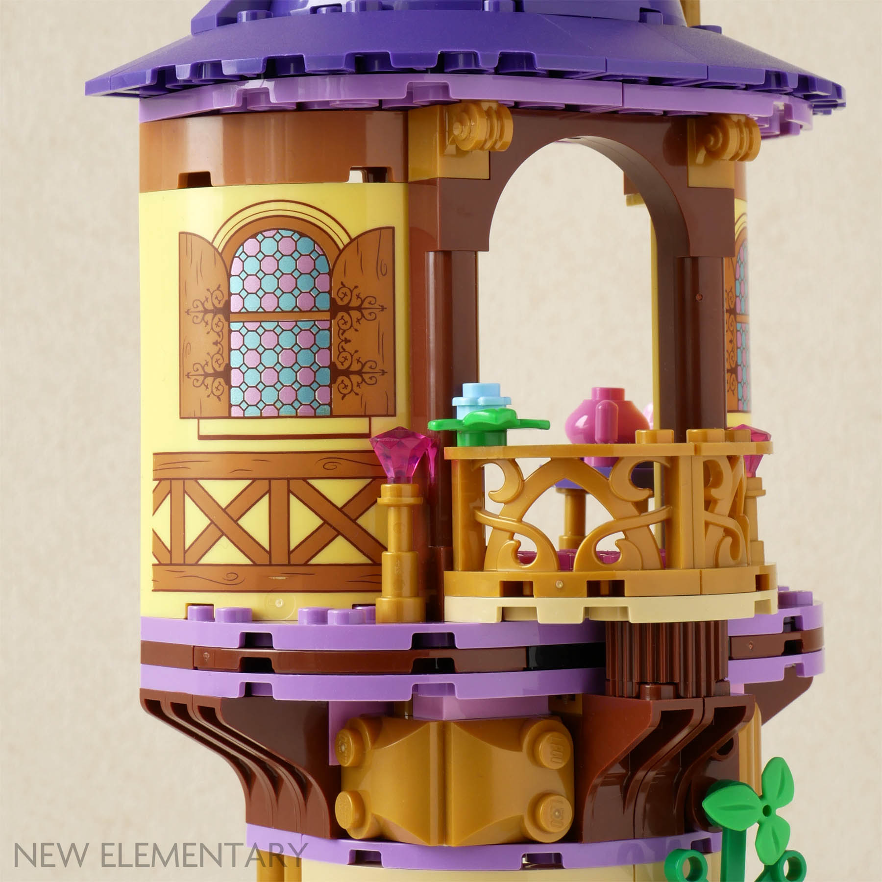 LEGO® Disney review & MOCs: 43187 Rapunzel's Tower | New LEGO® parts, sets and techniques
