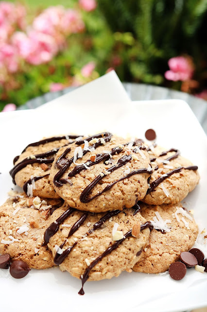 Dark chocolate almond coconut cookie recipe