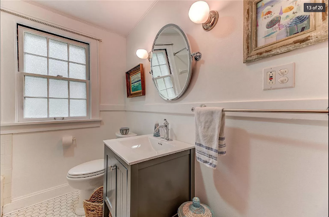 bathroom in 654 Oakland Ave, Webster Groves, Missouri • Plan B of the Sears Stanford model