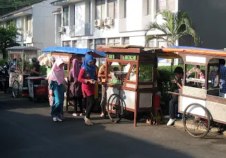 Peluang Usaha Di Sekolah Dasar (Prospeknya Bagus Lho!)