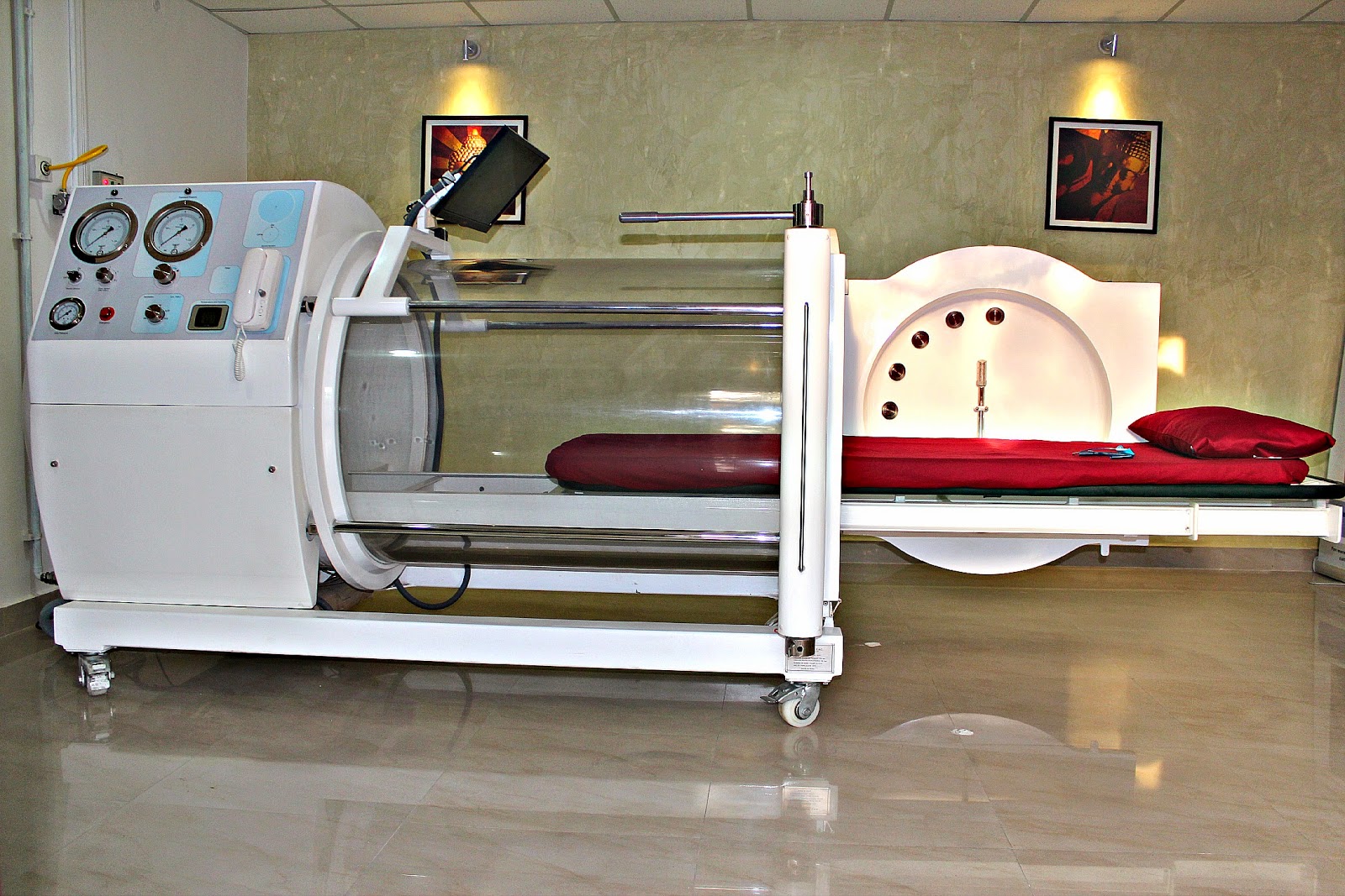 http://1.bp.blogspot.com/-re0KohkZs_s/Uz0XO2JLaYI/AAAAAAAAEsk/Y4mLMdfkv3Y/s1600/India+Hyperbaric+chamber.jpg