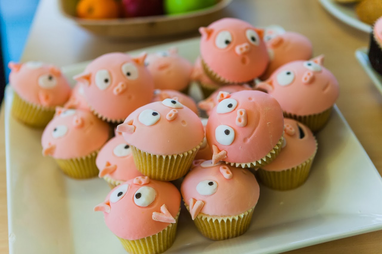 Pigby cakes