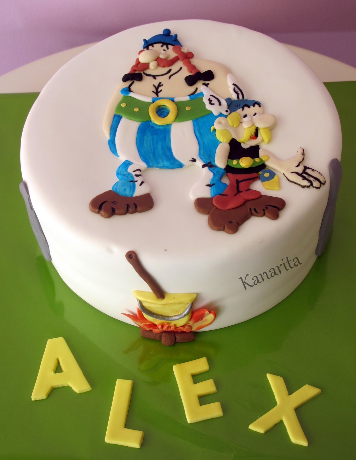 Figurine Vintage Astérix - Tube De Confettis Chocolats Obélix - PVC 1995