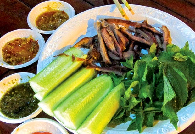 Dried Beef in One Sun at Sơn Hòa plateau (Bò Một Nắng)1