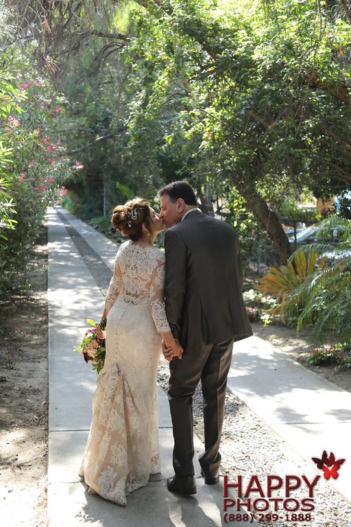 The Jones Victorian Estate Wedding And Receptions At The Jones Victorian Estate Is Perfect For Any Age