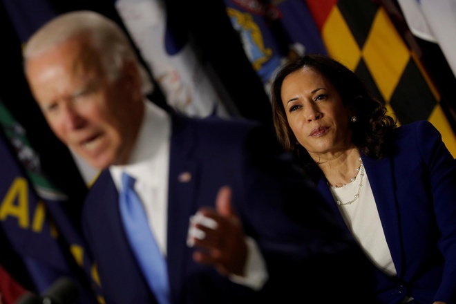 Báo của tỷ phú Murdoch gây bão vì bức biếm họa Biden-Harris Báo của tỷ phú Murdoch gây bão vì bức biếm họa Biden-Harris