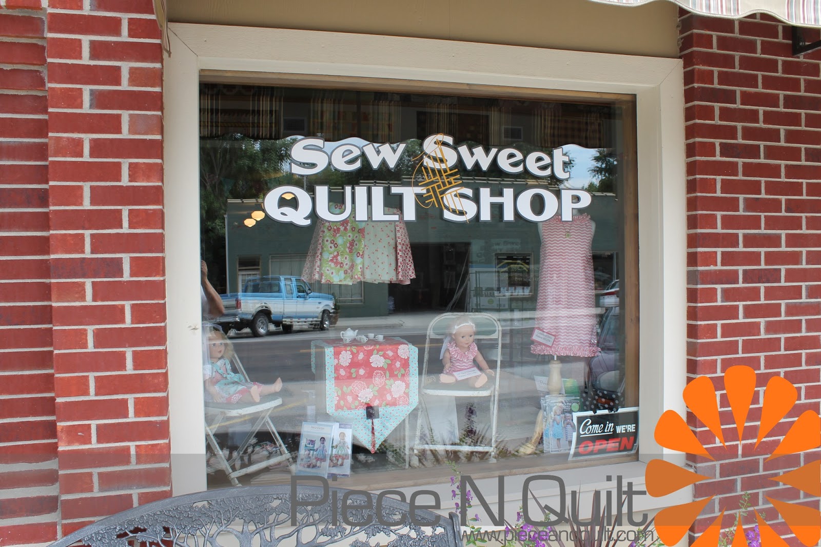 Piece N Quilt Teaching at Sew Sweet Quilt Shop in Brunswick, Missouri