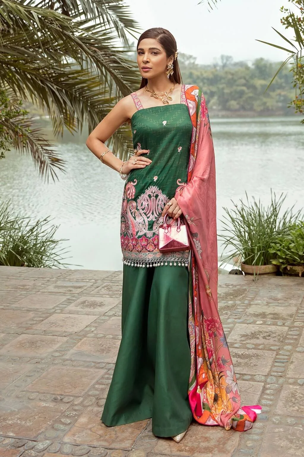 Saira Rizwan x Ittehad Textiles, Luxury Lawn '21 Saira Rizwan x Ittehad Textiles, Luxury Lawn '21