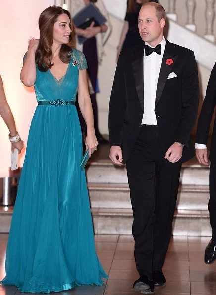 Kate Middleton wore her Jenny Packham gown, Olympic gala in 2012. Jimmy Choo Vamp sandals. Jenny Packham satin clutch